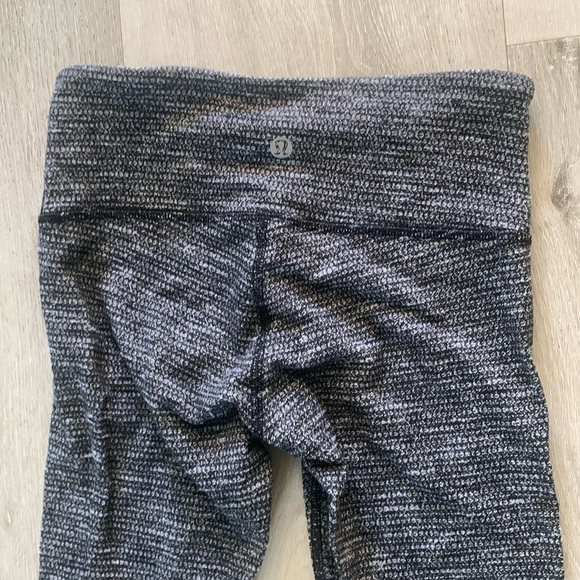 Lulu Lemon Tight Size 4 Wunder Under Low Rise Luon Variegated Knit Black Heather - Picture 2 of 12